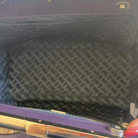 Authentic DVF 440 Runway Tote - Picture 7 of 8